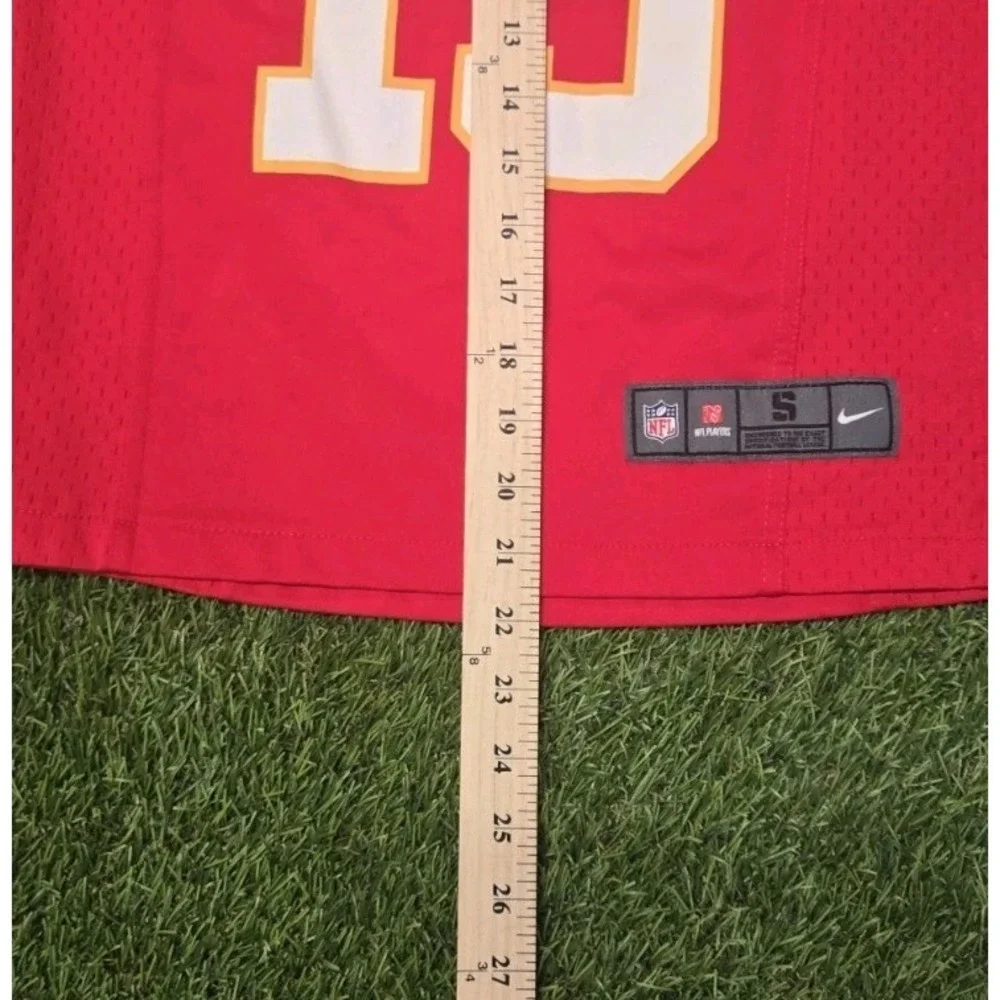 Kansas City Chiefs Jersey Youth Small Boys NFL Football Nike Patrick Mahomes 15